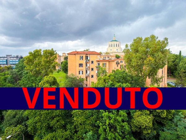 appartamento in vendita a Roma in zona Ostiense