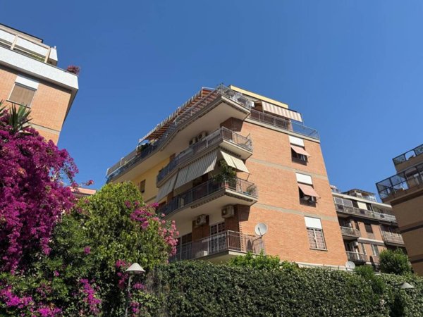 appartamento in vendita a Roma in zona Monte Sacro/Talenti