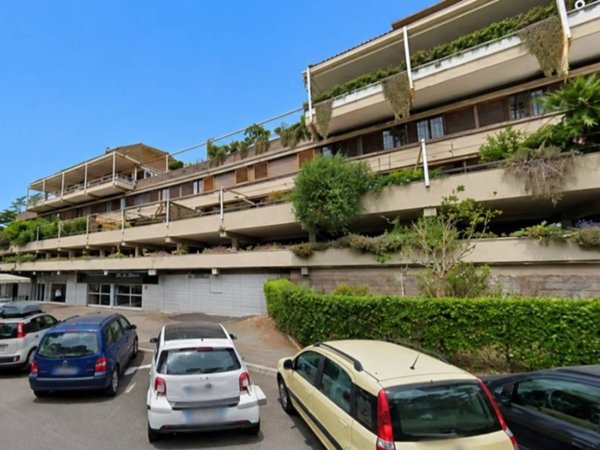 appartamento in vendita a Roma in zona EUR