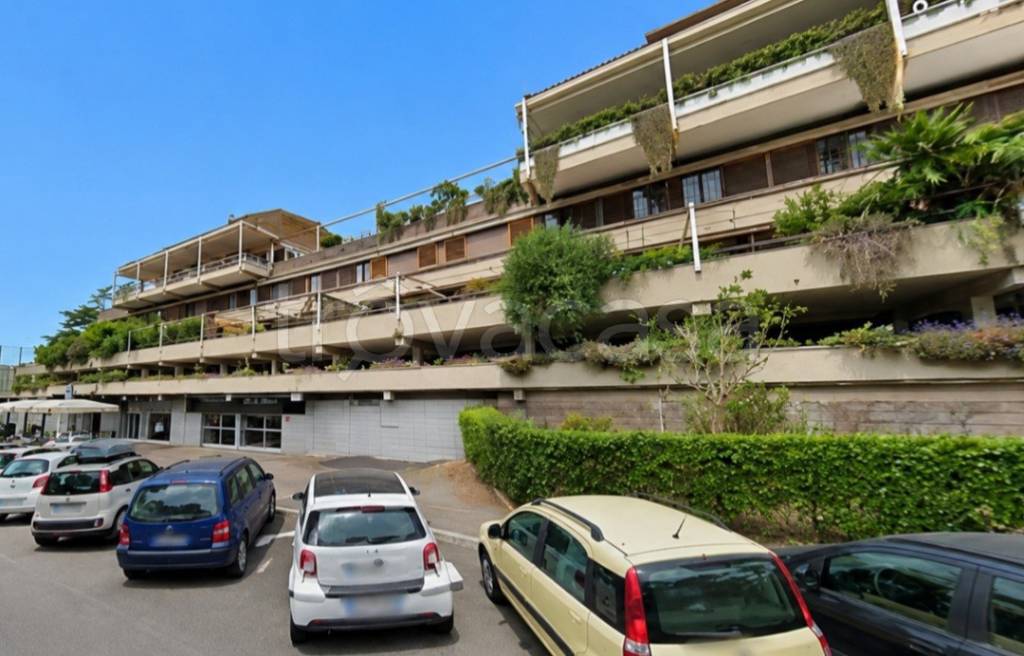 appartamento in vendita a Roma in zona EUR