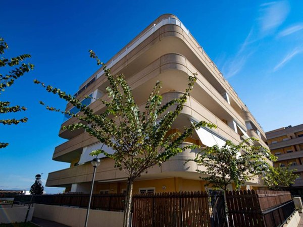 appartamento in vendita a Roma in zona Selva Candida