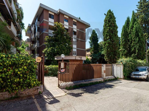 appartamento in vendita a Roma in zona Tor di Quinto