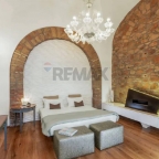 appartamento in vendita a Roma in zona Rione Monti/Campitelli