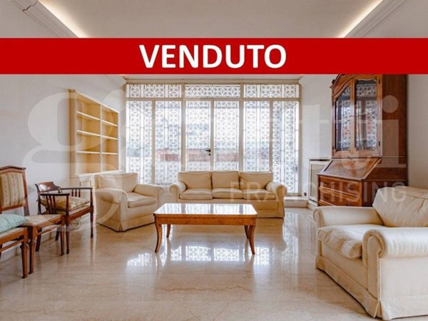 appartamento in vendita a Roma in zona Tor di Quinto
