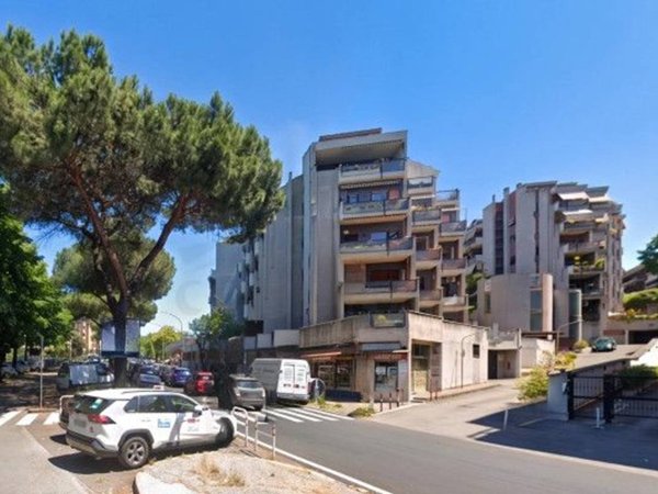 appartamento in vendita a Roma in zona Ardeatino