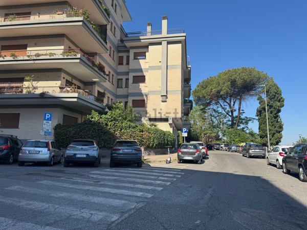 appartamento in vendita a Roma in zona Trieste