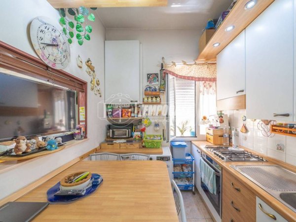 appartamento in vendita a Roma in zona Appio Claudio