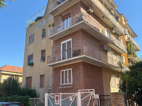 appartamento in vendita a Roma in zona Monte Sacro/Talenti