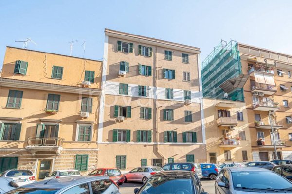 appartamento in vendita a Roma in zona Prenestino-Labicano