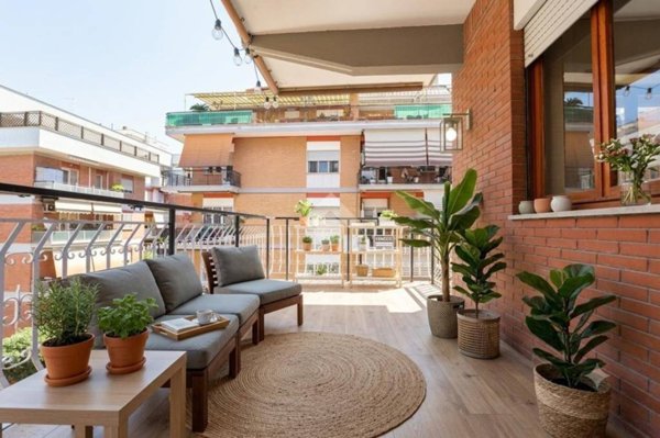 appartamento in vendita a Roma in zona Ostia