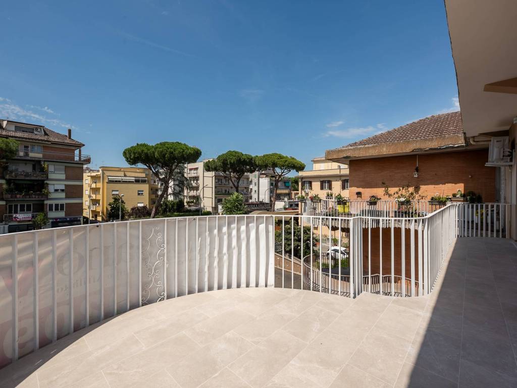 appartamento in vendita a Roma in zona Monte Sacro/Talenti