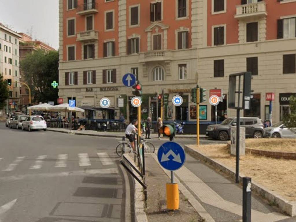 negozio in vendita a Roma in zona Nomentano