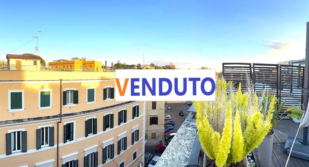 appartamento in vendita a Roma in zona Trastevere