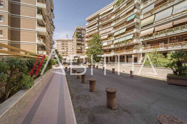appartamento in vendita a Roma in zona Salario