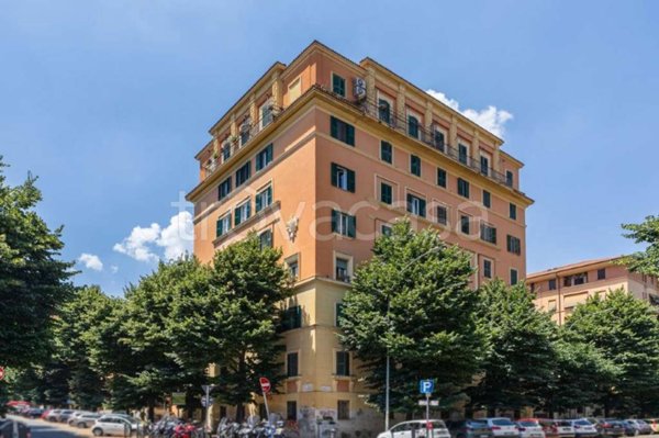 appartamento in vendita a Roma in zona Prenestino-Labicano