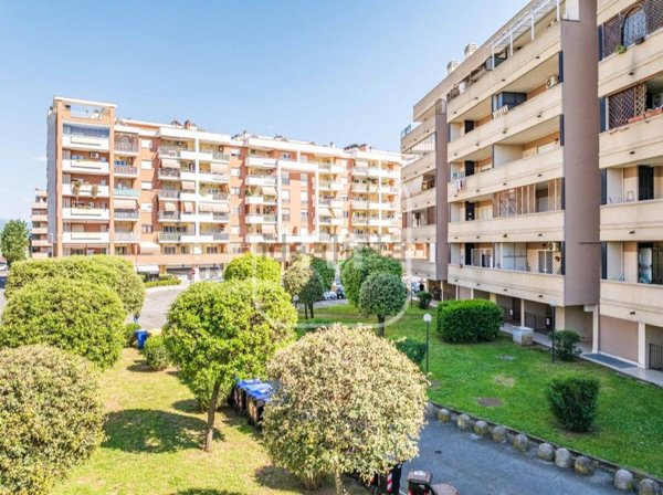 appartamento in vendita a Roma in zona Ponte di Nona