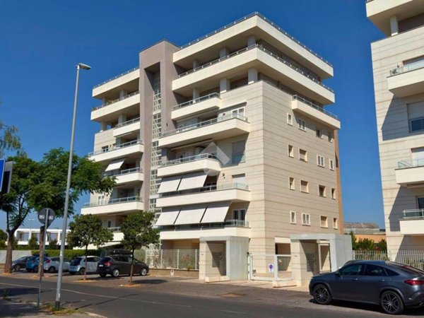 appartamento in vendita a Roma in zona Mezzocammino