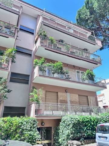 appartamento in vendita a Roma in zona Gianicolense