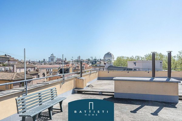 appartamento in vendita a Roma in zona Centro Storico