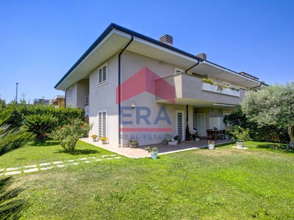 appartamento in vendita a Roma in zona Mezzocammino