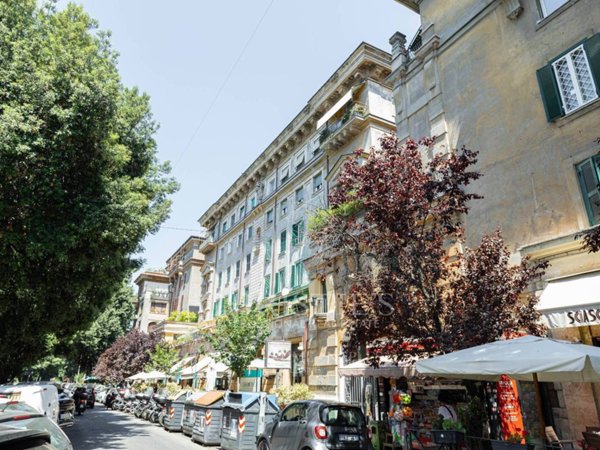 appartamento in vendita a Roma in zona Della Vittoria