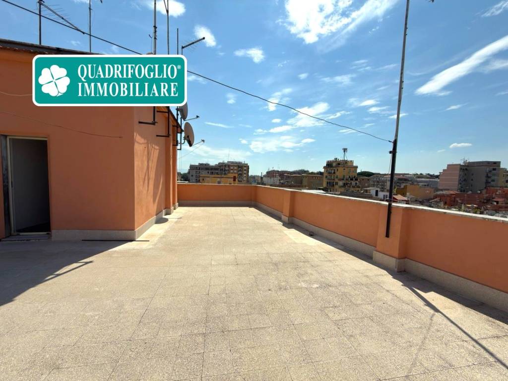 appartamento in vendita a Roma in zona Prenestino-Labicano