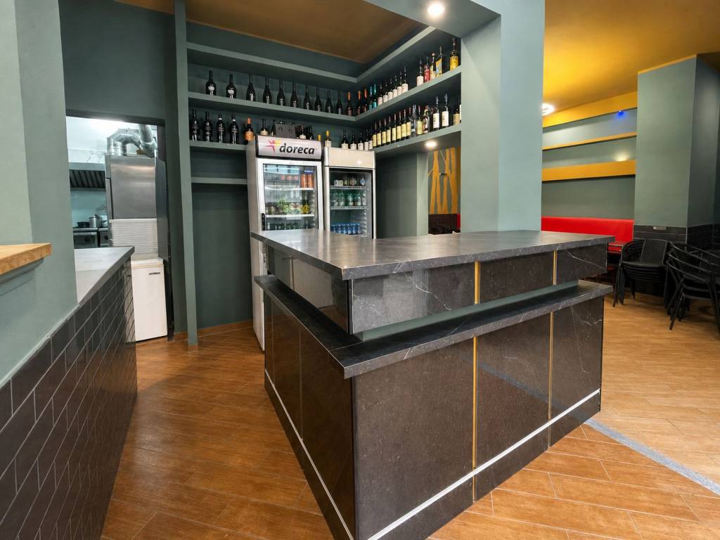 negozio in vendita a Roma in zona Trieste