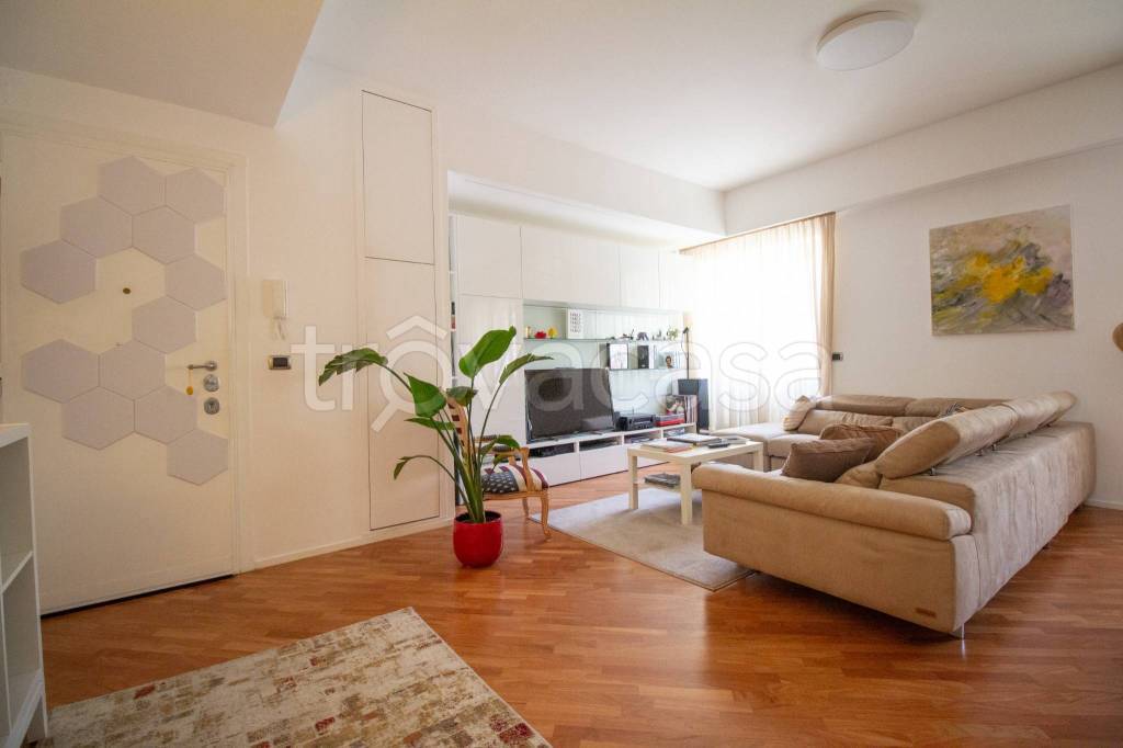 appartamento in vendita a Roma in zona Monte Sacro/Talenti