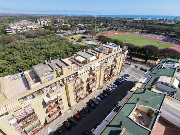 appartamento in vendita a Roma in zona Ostia
