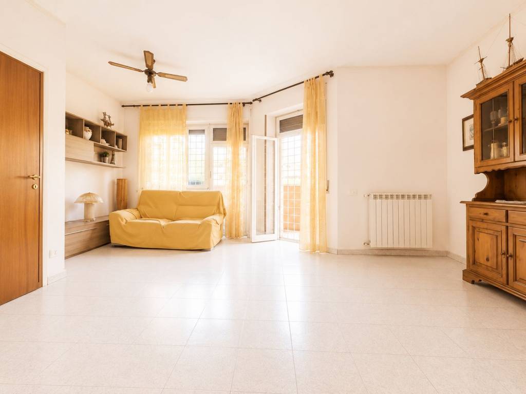 appartamento in vendita a Roma in zona Torrino