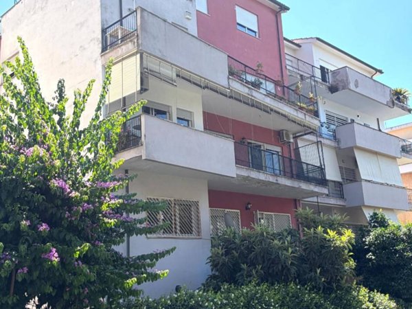 appartamento in vendita a Roma in zona Della Vittoria