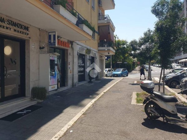 negozio in vendita a Roma in zona Ostiense