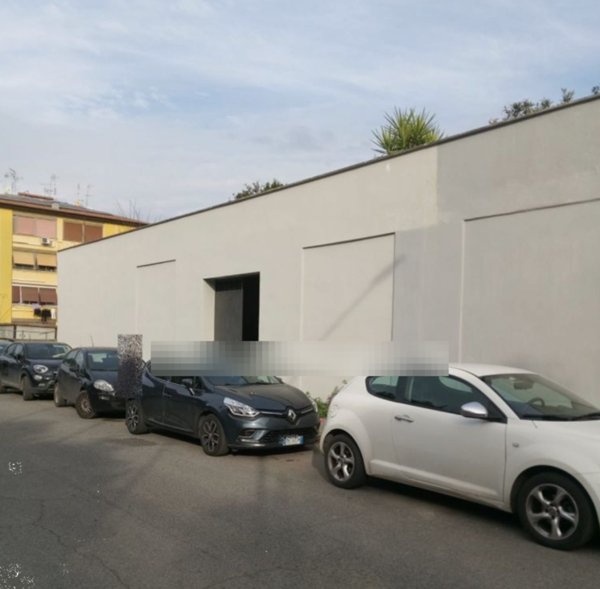 negozio in vendita a Roma in zona Prenestino-Centocelle