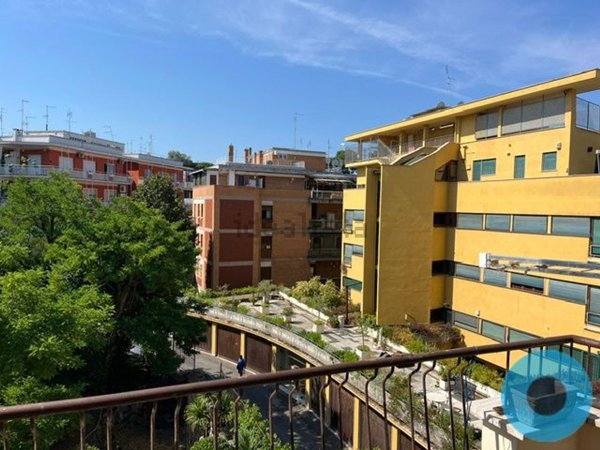 casa indipendente in vendita a Roma in zona Salario