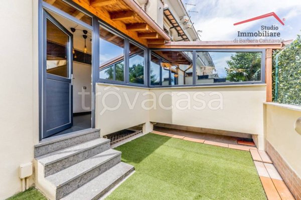casa indipendente in vendita a Roma in zona Infernetto