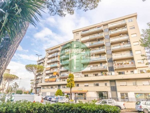 appartamento in vendita a Roma in zona Ponte Mammolo