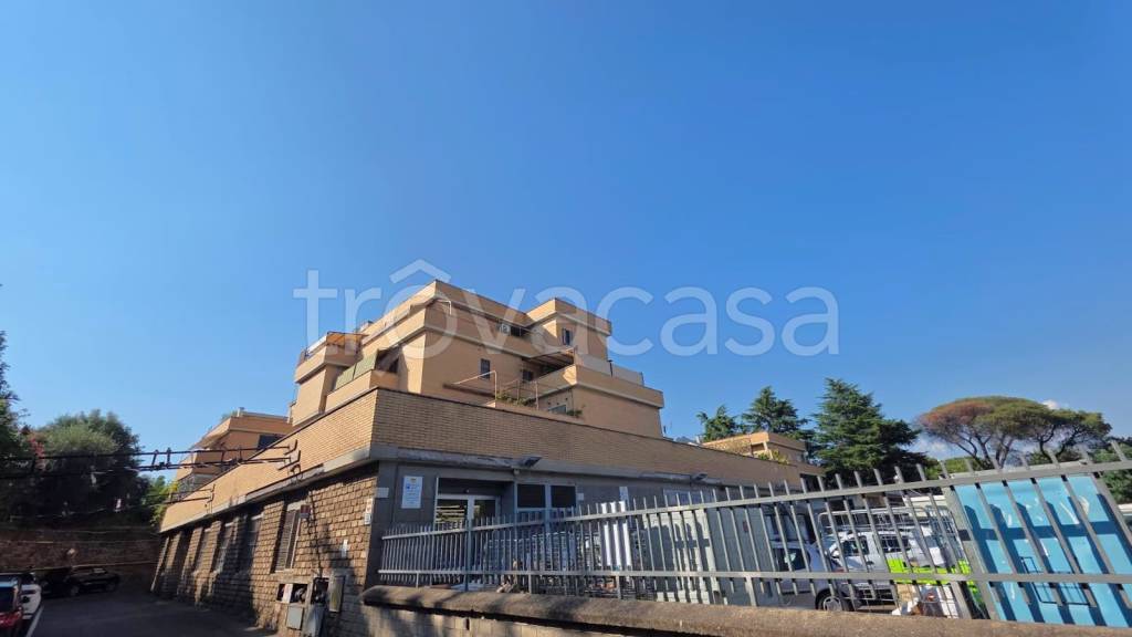 appartamento in vendita a Roma in zona Portuense