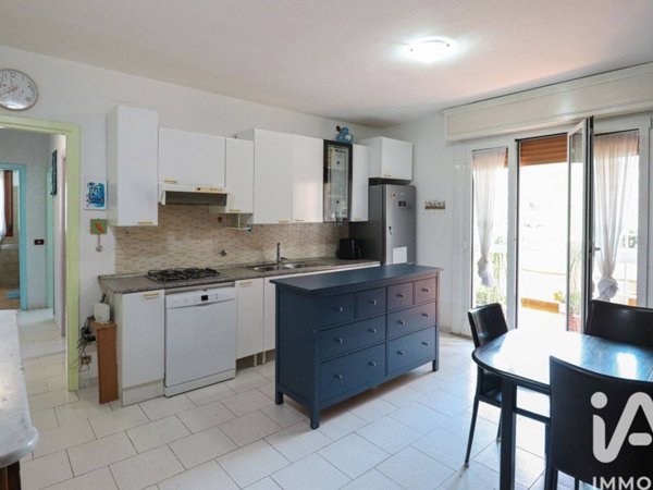 appartamento in vendita a Roma in zona Ostiense