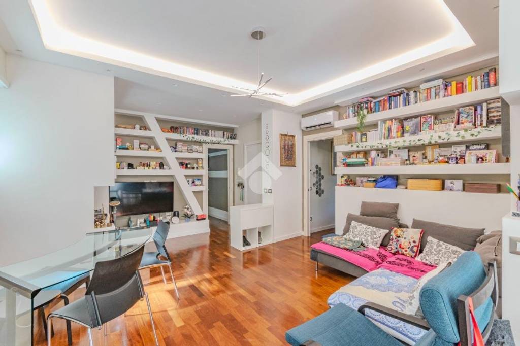 appartamento in vendita a Roma in zona EUR