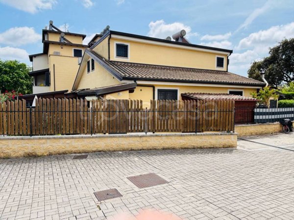 appartamento in vendita a Roma in zona Casalotti