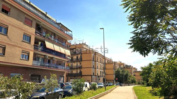appartamento in vendita a Roma in zona Tuscolano