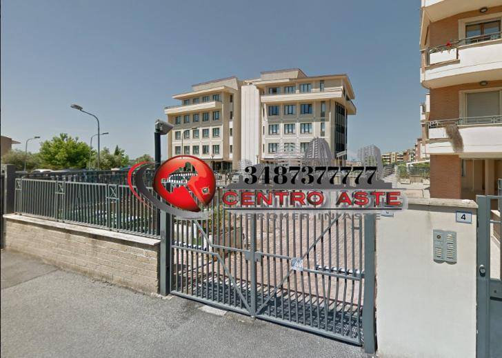 casa indipendente in vendita a Roma in zona Mezzocammino