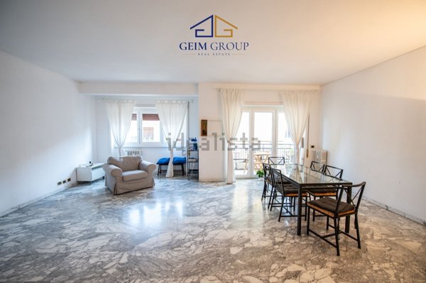 appartamento in vendita a Roma in zona Ostiense