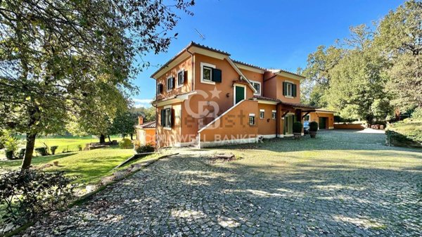casa indipendente in vendita a Roma in zona Olgiata