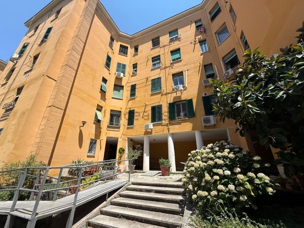 appartamento in vendita a Roma in zona Ostiense