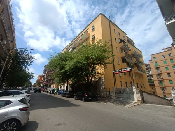 appartamento in vendita a Roma in zona Prenestino-Labicano