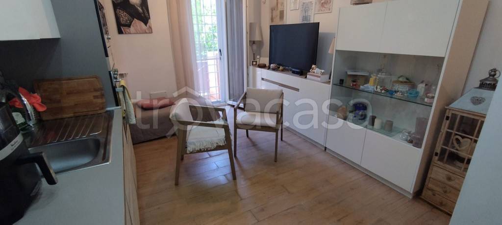 appartamento in vendita a Roma in zona Acilia
