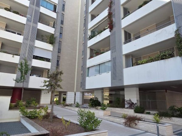 appartamento in vendita a Roma in zona Fonte Laurentina