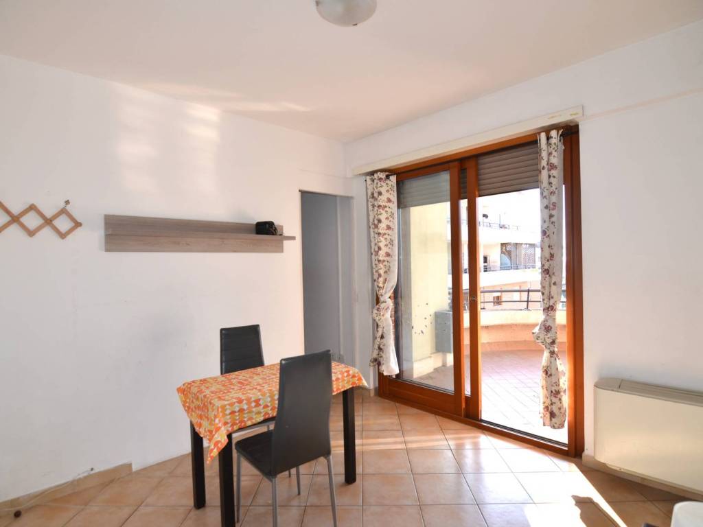 appartamento in vendita a Roma in zona Acilia