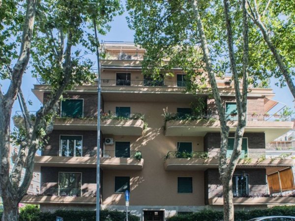 appartamento in vendita a Roma in zona San Saba - Ripa